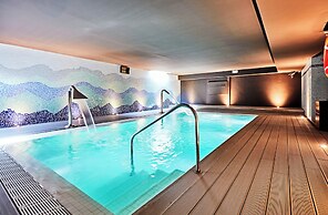 Prestige Victoria Hotel