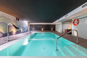 Prestige Victoria Hotel