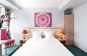 Petrus Hotel