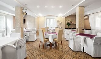 Petrus Hotel