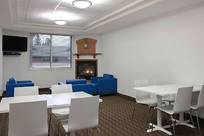 Days Inn by Wyndham Whitecourt