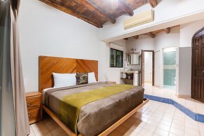 Castillo Blarney Inn