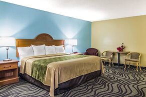 Econo Lodge Darien