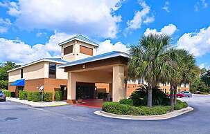 Econo Lodge Darien