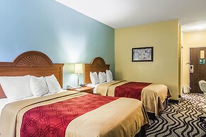 Econo Lodge Darien