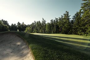 Rocky Crest Golf Resort