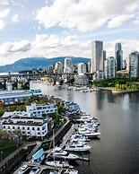 Granville Island Hotel