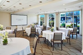 Granville Island Hotel