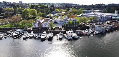 Granville Island Hotel