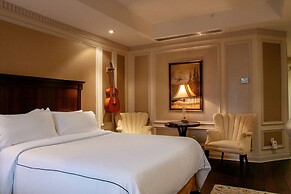 Windsor Arms Hotel
