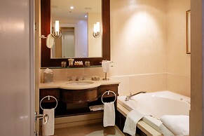 Windsor Arms Hotel