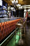 Windsor Arms Hotel