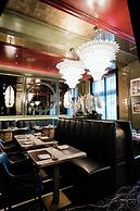 Windsor Arms Hotel