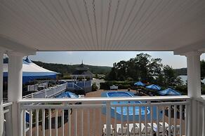 Inn on the Lake