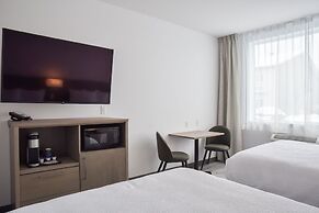 Repotel Levis