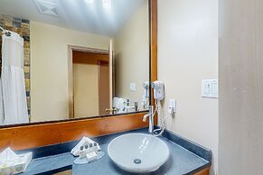 Glacier Lodge
