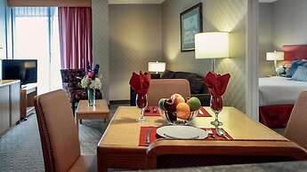 Cartier Place Suite Hotel