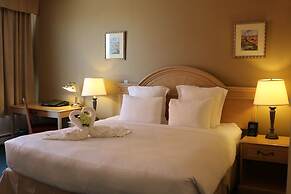 Nomad Hotel and Suites