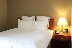 Nomad Hotel and Suites