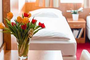 Hotel Allegro