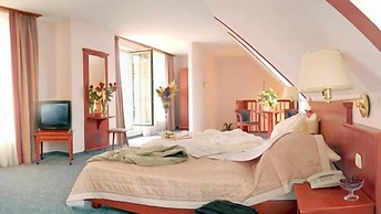 Hotel Allegro