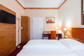 Hotel Allegro