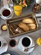 Craves Hotel