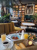 Craves Hotel