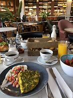 Craves Hotel