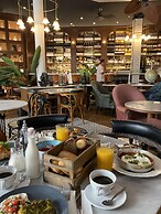 Craves Hotel