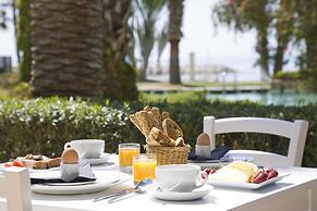 Sandy Beach Hotel & Spa
