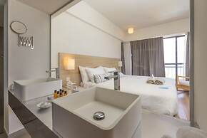 Sandy Beach Hotel & Spa