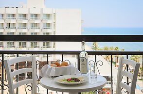 Sandy Beach Hotel & Spa