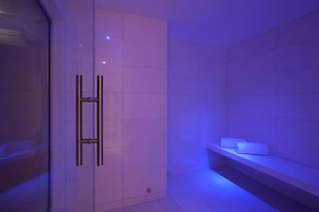 Sandy Beach Hotel & Spa