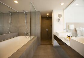 Sandy Beach Hotel & Spa