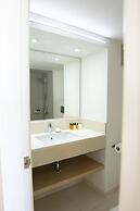 Sandy Beach Hotel & Spa