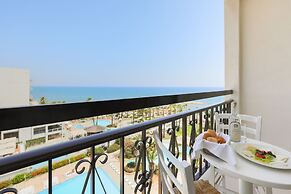 Sandy Beach Hotel & Spa