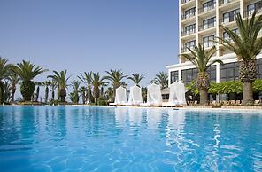Sandy Beach Hotel & Spa