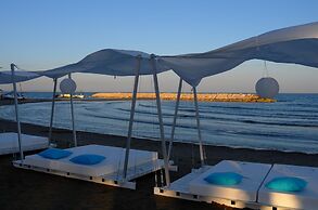 Sandy Beach Hotel & Spa