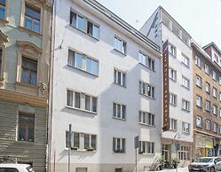 Andante Hotel