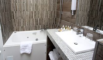 Hôtel Relais Saint Jacques Paris