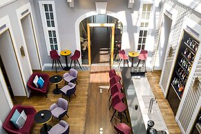 art'otel Berlin Mitte powered by Radisson Hotels