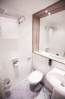 Manhattan Hotel