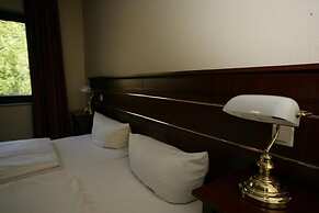 Stargaze Home Hotel