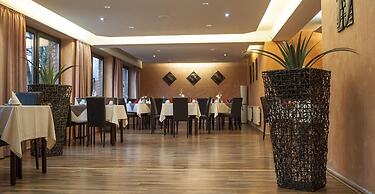 Stargaze Home Hotel
