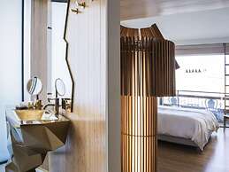 New Hotel