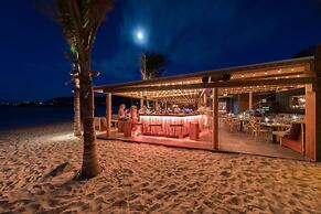 Pearl Beach Hotel