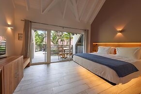 Pearl Beach Hotel