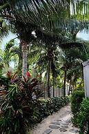Pearl Beach Hotel