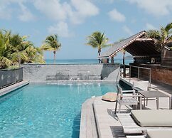 Pearl Beach Hotel